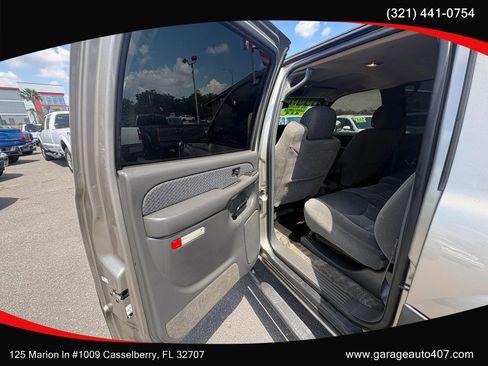 Used 2003 Chevrolet Avalanche 4x4 w/ Suspension Package, Off-Road image 17