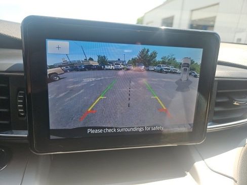 Used 2024 Ford Explorer XLT w/ Equipment Group 202A image 31