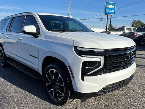 New 2026 Chevrolet Suburban RST w/ Comfort Package image 3