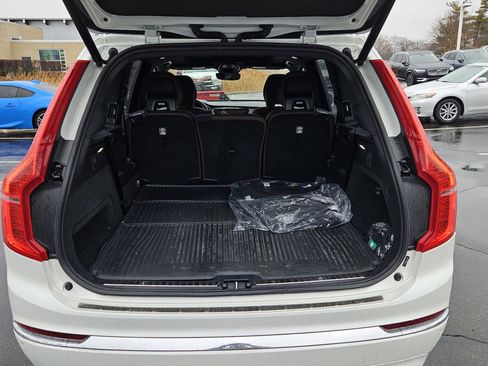 Used 2024 Volvo XC90 B6 Plus w/ Protection Package Premier image 15