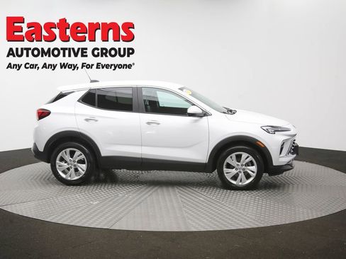 Used 2024 Buick Encore GX Preferred FWD image 44