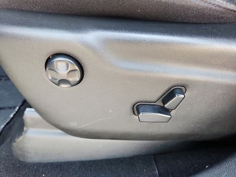 Used 2024 Dodge Durango GT image 12