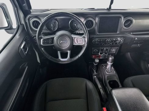 Used 2021 Jeep Wrangler Unlimited Rubicon 4xe w/ Cold Weather Group AWD/4WD image 23