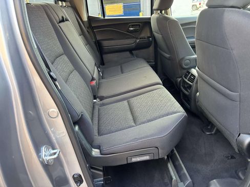 Used 2021 Honda Ridgeline Sport image 12