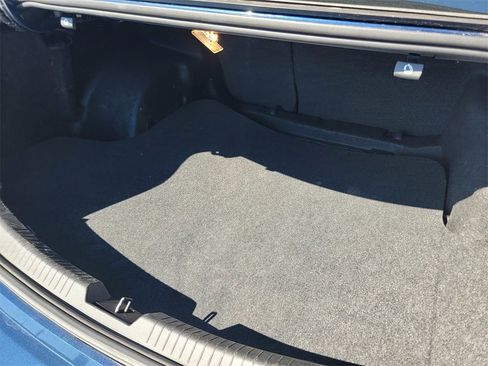 Used 2020 Chevrolet Malibu LT image 20