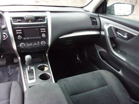 Used 2015 Nissan Altima 2.5 S w/ Power Driver Seat Package image 12