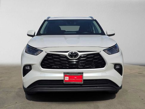 Certified 2026 Toyota Highlander XLE AWD/4WD image 8