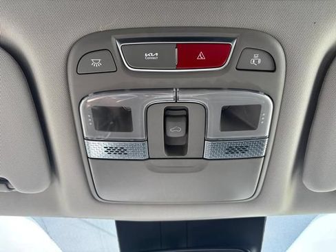 Used 2024 Kia Telluride EX w/ EX Captain's Chair Package AWD/4WD image 26