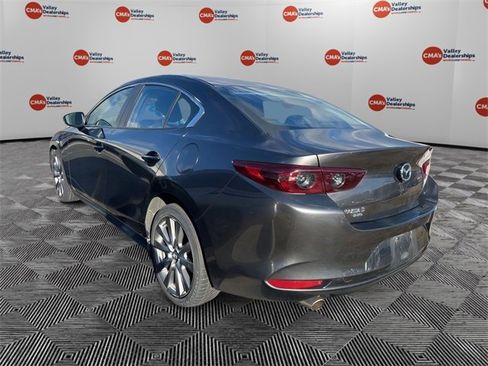Used 2021 MAZDA MAZDA3 s image 2