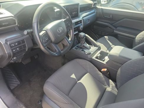 Used 2024 Toyota Tacoma SR5 AWD/4WD image 18