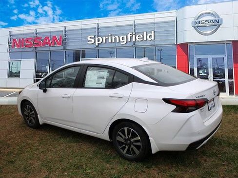 New 2025 Nissan Versa SV w/ Trunk Package image 4