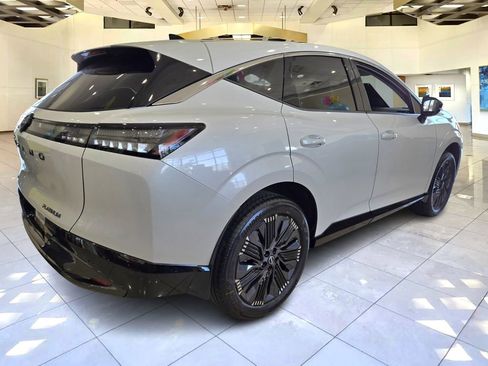New 2026 Nissan Murano Platinum w/ Cargo Package AWD/4WD image 3