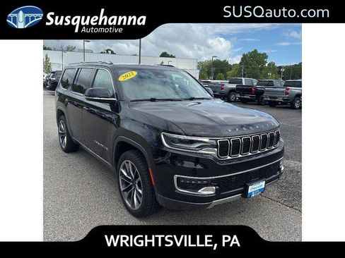 Used 2022 Jeep Wagoneer Series III w/ Premium Group I AWD/4WD image 1