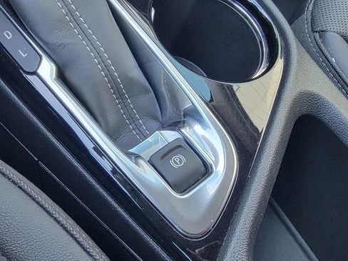 Certified 2024 Buick Encore GX Sport Touring image 31