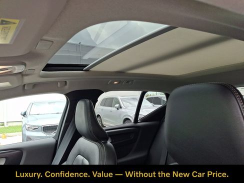 Certified 2026 Volvo XC40 B5 Plus w/ Protection Package Premier AWD/4WD image 15