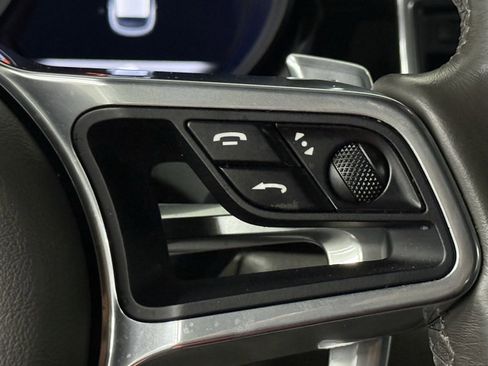 Used 2017 Porsche Macan S image 26