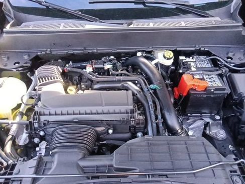 New 2026 Ford Maverick Lobo AWD/4WD image 36