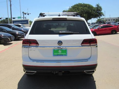 Used 2022 Volkswagen Atlas SE w/ Panoramic Sunroof Package image 7