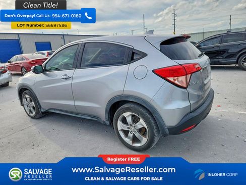 Used 2017 Honda HR-V EX image 3
