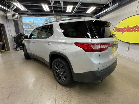 Used 2020 Chevrolet Traverse RS FWD image 3