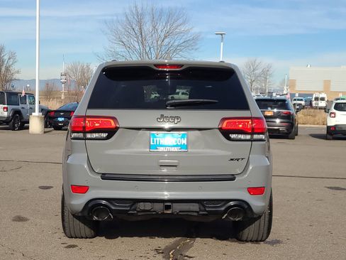 Used 2020 Jeep Grand Cherokee SRT image 13