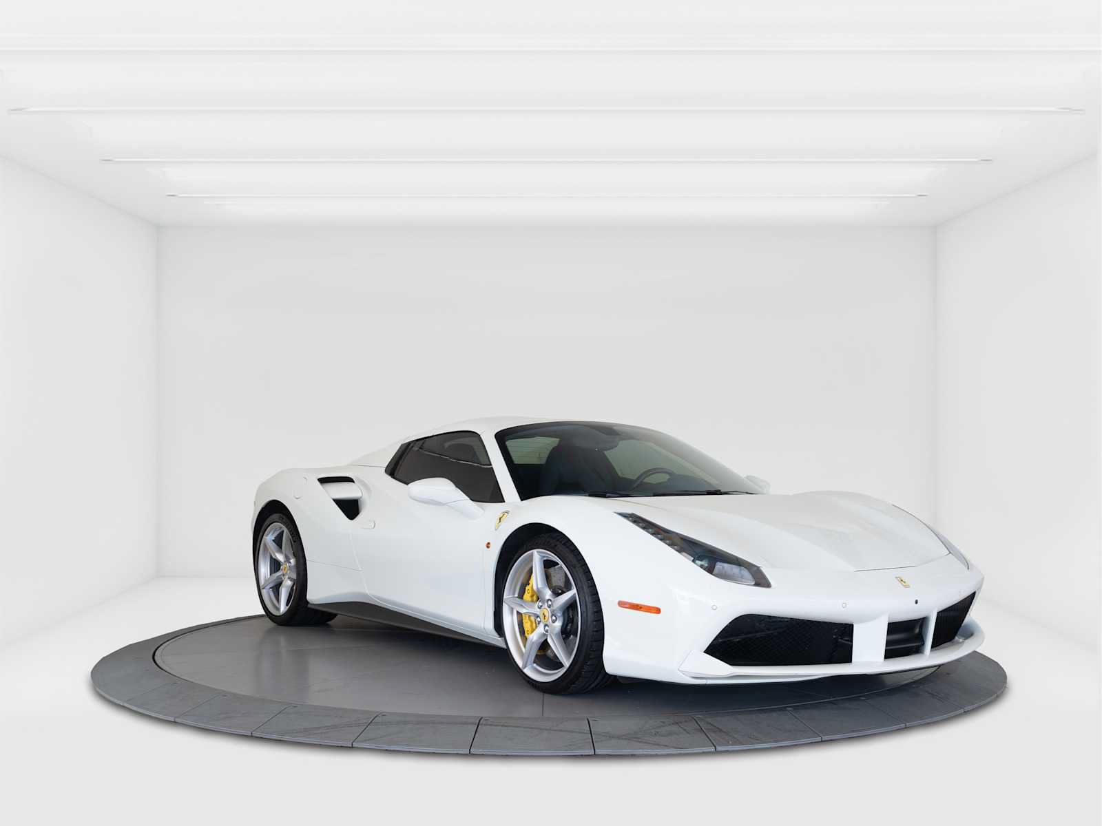 Used 2017 Ferrari 488 Spider RWD image 7