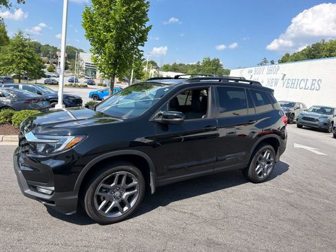 Used 2023 Honda Passport EX-L image 5
