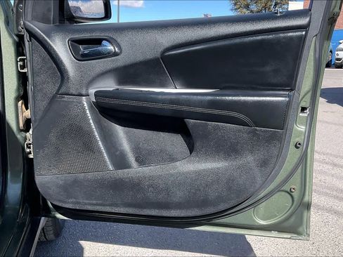 Used 2016 Dodge Journey SXT image 21