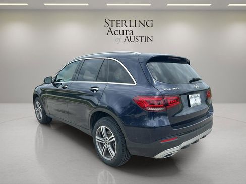 Used 2022 Mercedes-Benz GLC 300 w/ Driver Assistance Package image 7