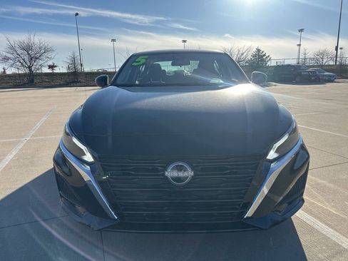 New 2025 Nissan Altima 2.5 SV w/ SV Special Edition Package image 2