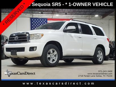 Used 2016 Toyota Sequoia SR5 w/ Premium Package