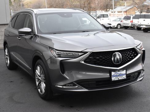 Used 2024 Acura MDX SH-AWD w/ Advance Package image 4