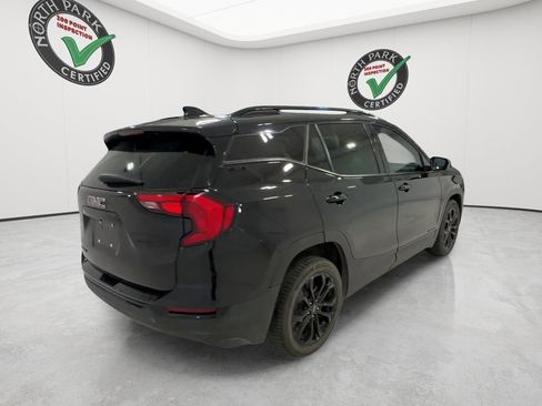 Used 2021 GMC Terrain SLE w/ Elevation Edition FWD image 5