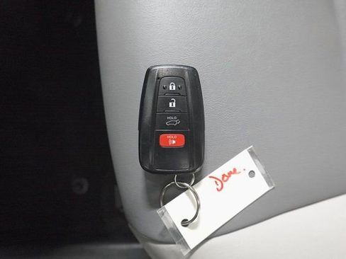 Used 2023 Toyota RAV4 XLE Premium image 32