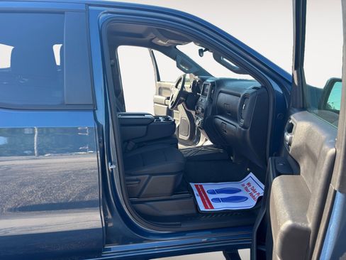Used 2024 Chevrolet Silverado 1500 Custom image 15