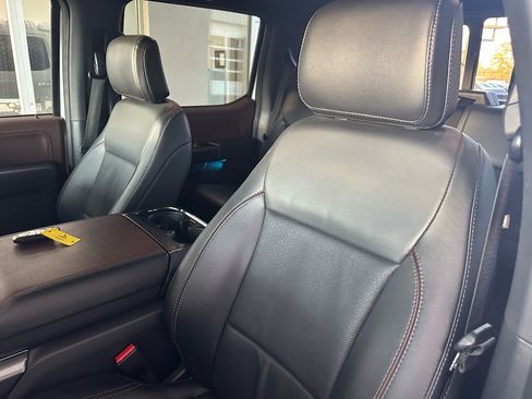 Certified 2023 Ford F150 Lariat w/ Equipment Group 502A High image 26