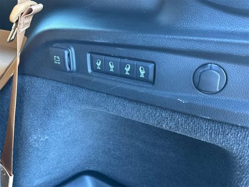 Used 2021 Jeep Grand Cherokee L Summit image 32