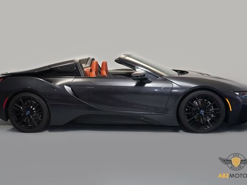 Used 2019 BMW i8 Roadster image 3