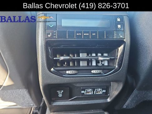 Used 2024 Jeep Grand Cherokee L Limited w/ Luxury Tech Group II AWD/4WD image 20
