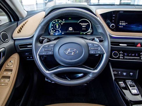 Used 2022 Hyundai Sonata Limited FWD image 11