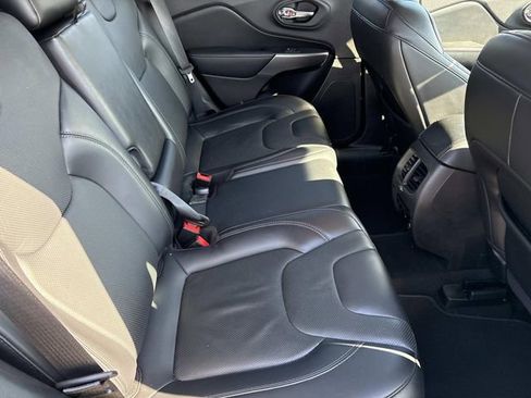 Used 2020 Jeep Cherokee Limited image 20