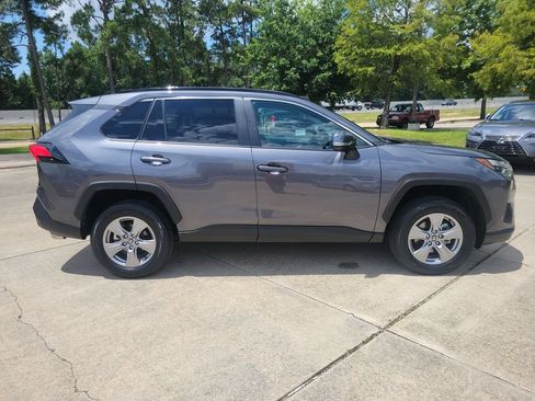 Certified 2025 Toyota RAV4 XLE FWD image 9