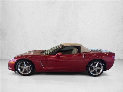 Used 2011 Chevrolet Corvette Convertible w/ Preferred Equipment Group RWD image 8