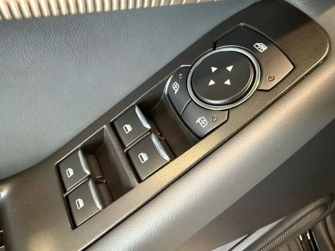 New 2026 Ford Explorer Active AWD/4WD image 19