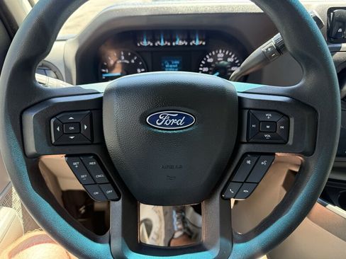 Used 2025 Ford E-450 and Econoline 450 Super Duty w/ Power Equipment Group RWD image 32