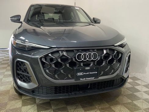 New 2025 Audi Q5 Premium image 2