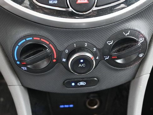 Used 2013 Hyundai Accent GLS w/ Premium Pkg FWD image 20