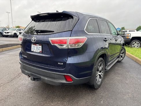 Used 2016 Toyota Highlander XLE FWD image 13