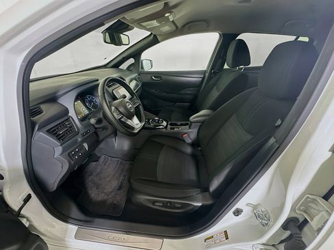 Used 2024 Nissan Leaf SV Plus image 13