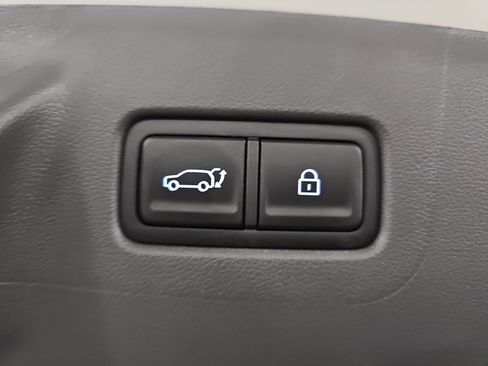 Used 2025 Hyundai Santa Fe SEL image 14